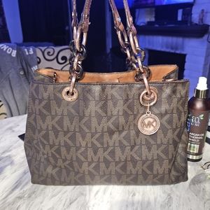 Michael kors. Purse